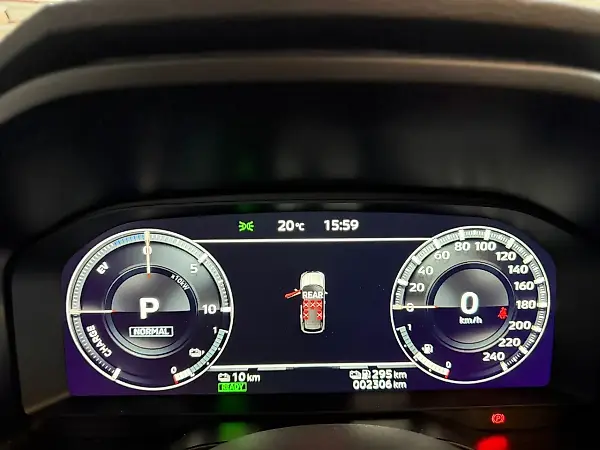 Mitsubishi Outlander Plug-in Hybrid - Imagem 12