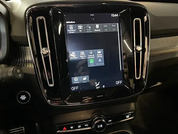 Volvo XC40 Recharge Plug-in Hybrid - Imagem 10