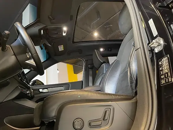 Volvo XC40 Recharge Plug-in Hybrid - Imagem 13