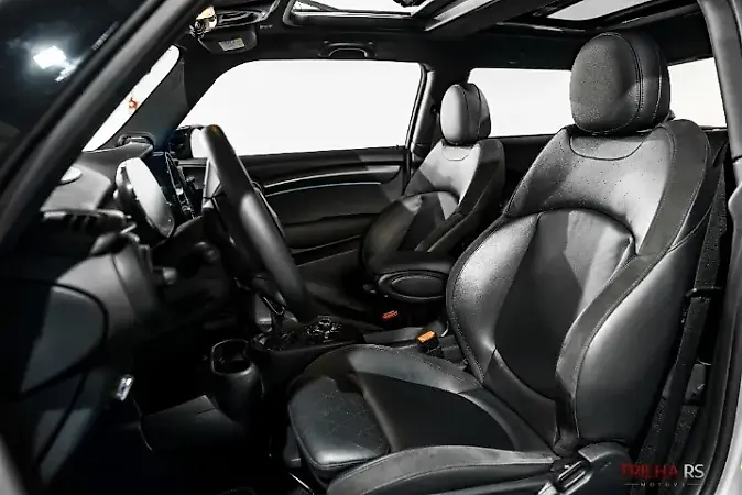 Mini Cooper SE - Imagem 13
