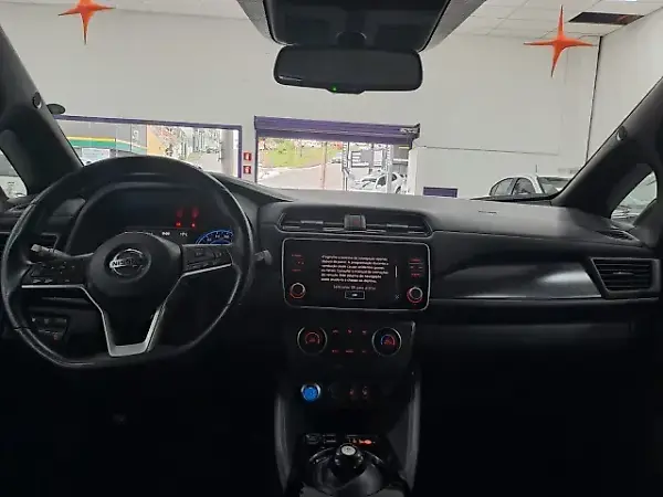 Nissan Leaf - Imagem 7