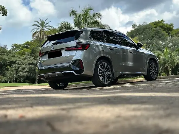 BMW IX1 - Imagem 7