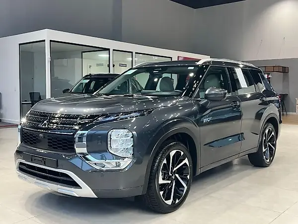 Mitsubishi Outlander Plug-in Hybrid - Imagem 3
