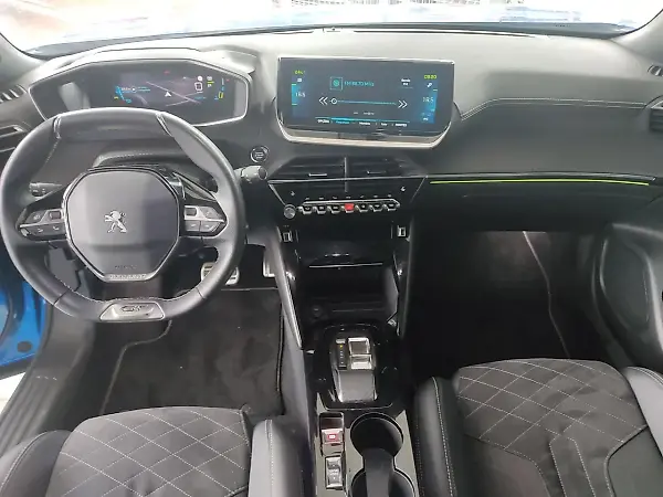 Peugeot E-2008 - Imagem 7