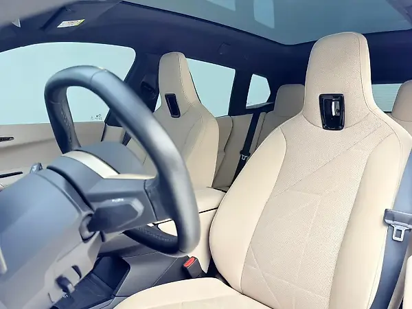 BMW Ix - Imagem 19