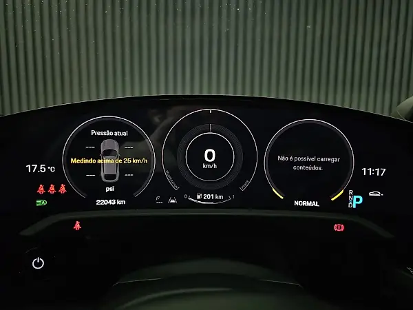 Porsche Taycan - Imagem 13