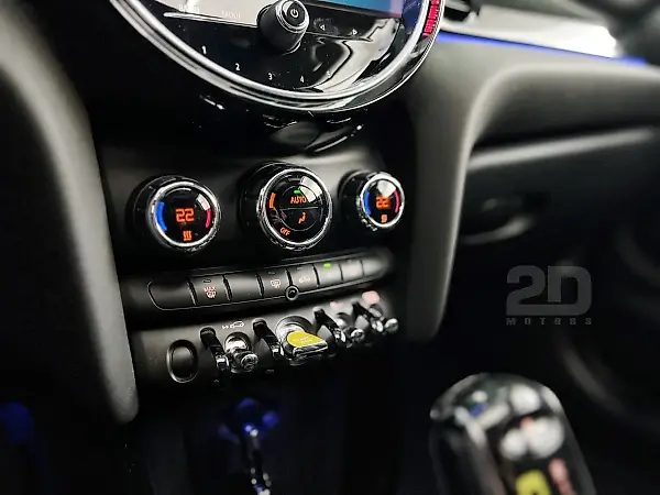 Mini Cooper SE - Imagem 9
