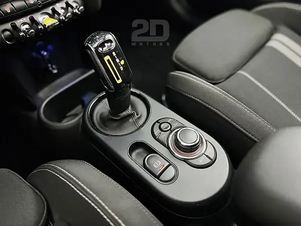 Mini Cooper SE - Imagem 12