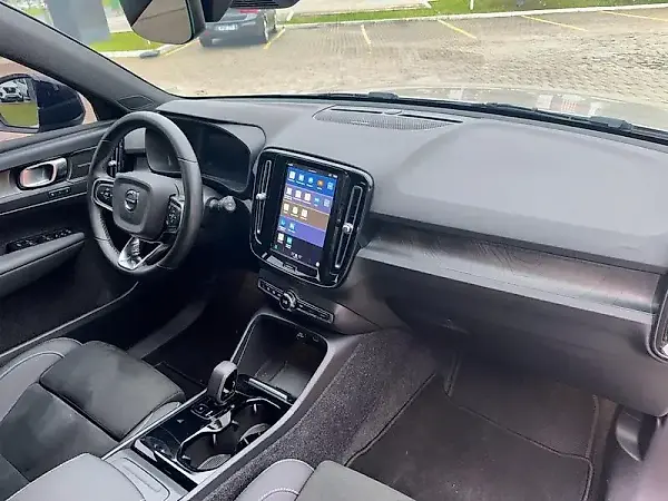 Volvo XC40 - Imagem 9