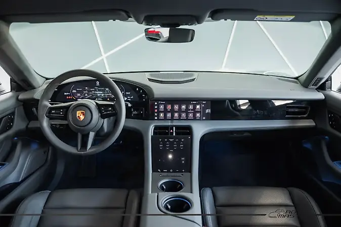 Porsche Taycan - Imagem 6