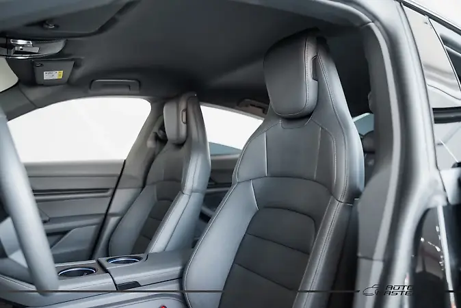 Porsche Taycan - Imagem 8