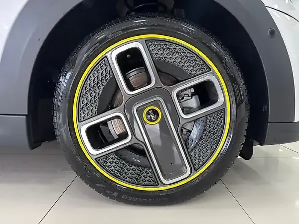 Mini Cooper SE - Imagem 10