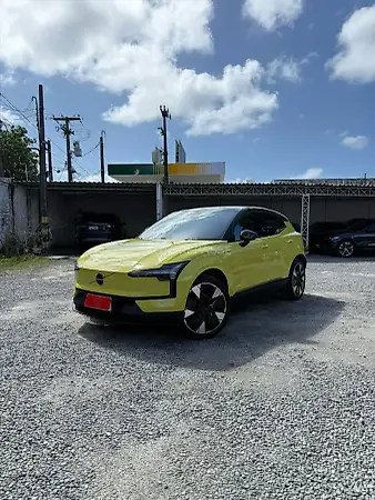 Volvo EX30 - Imagem 1