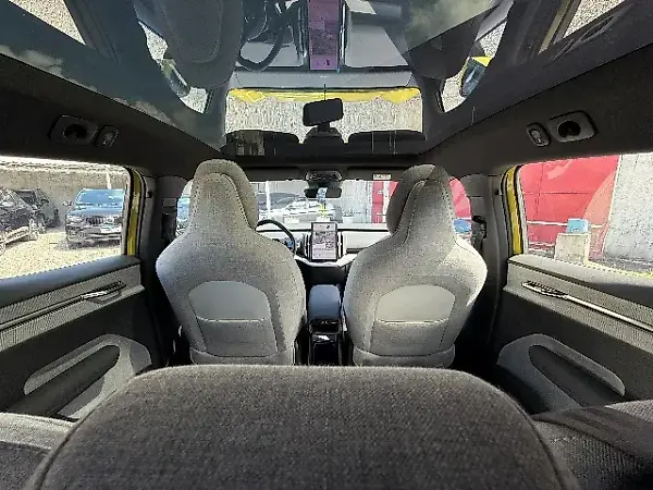 Volvo EX30 - Imagem 9
