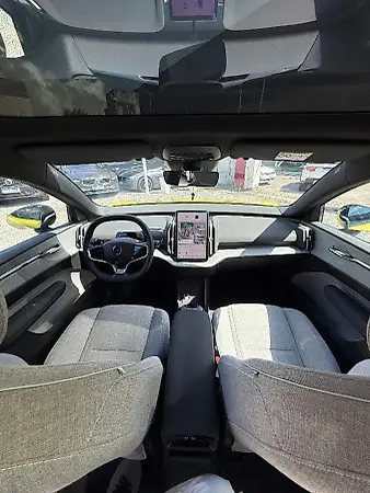 Volvo EX30 - Imagem 8