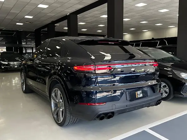 Porsche Cayenne E-hybrid - Imagem 4