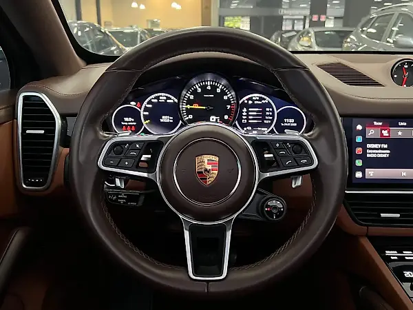 Porsche Cayenne E-hybrid - Imagem 15