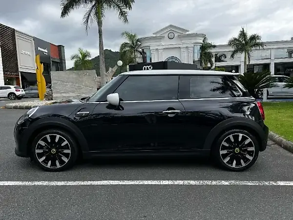Mini Cooper SE - Imagem 2