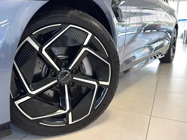 BYD Seal - Imagem 2