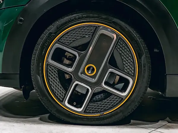 Mini Cooper SE - Imagem 15