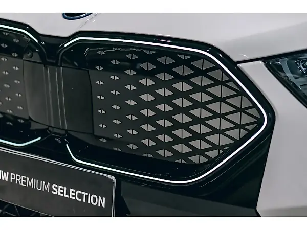 BMW IX2 - Imagem 4