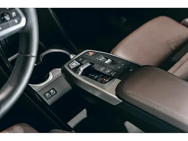 BMW IX2 - Imagem 20