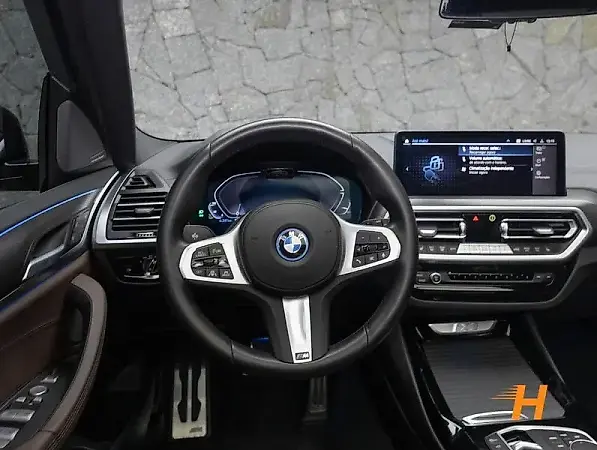 BMW IX3 - Imagem 10