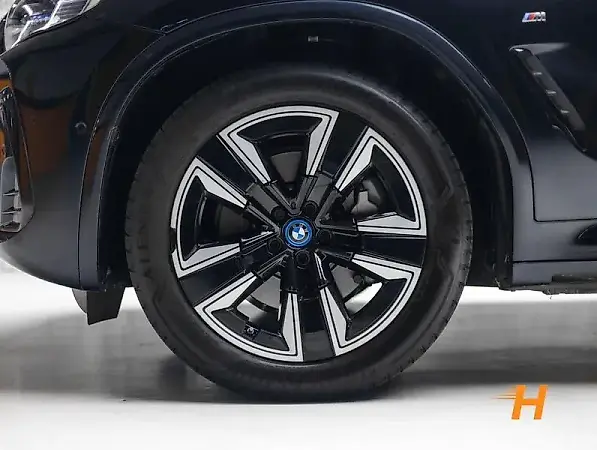BMW IX3 - Imagem 6