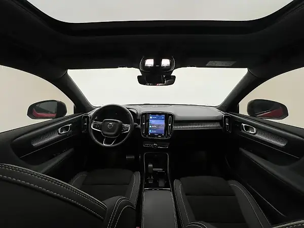 Volvo XC40 Recharge - Imagem 10