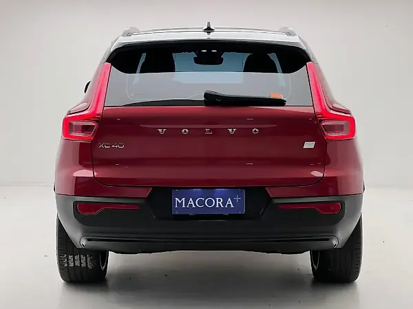 Volvo XC40 Recharge - Imagem 9