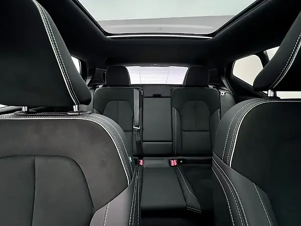 Volvo XC40 Recharge - Imagem 19
