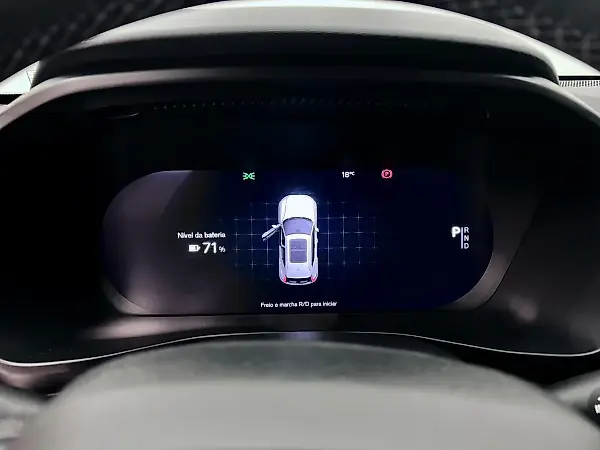 Volvo XC40 Recharge - Imagem 15