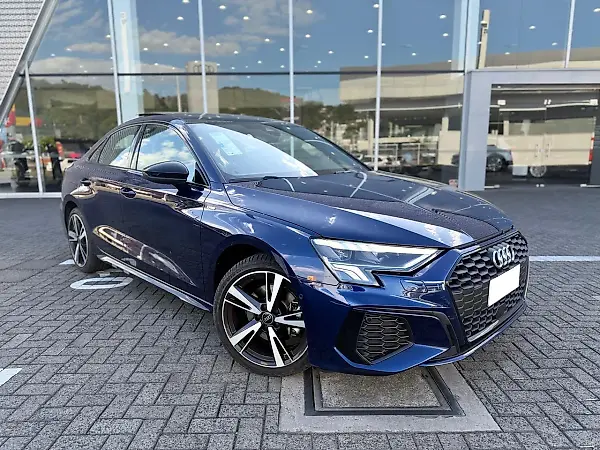 Audi A3 Sportback E-tron - Imagem 1
