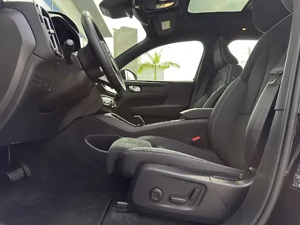 Volvo XC40 Recharge - Imagem 10