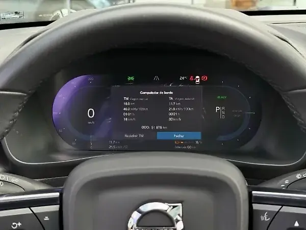 Volvo XC40 Recharge - Imagem 18