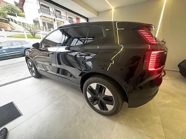 Volvo EX30 - Imagem 3