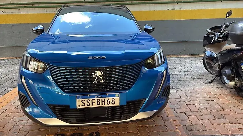 Peugeot E-2008 - Imagem 1