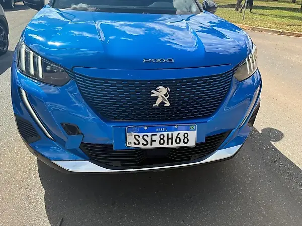 Peugeot E-2008 - Imagem 3
