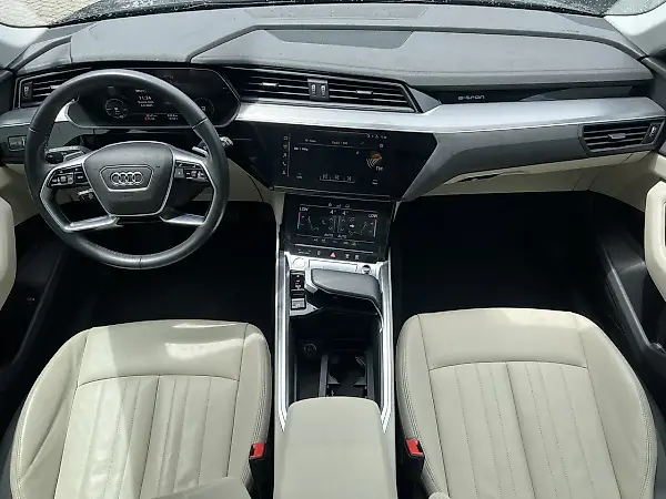 Audi E-tron - Imagem 9