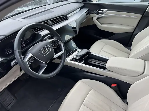 Audi E-tron - Imagem 8