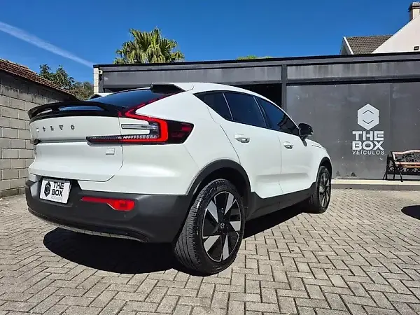 Volvo C40 Recharge - Imagem 5