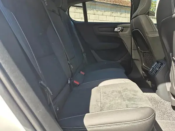 Volvo C40 Recharge - Imagem 16