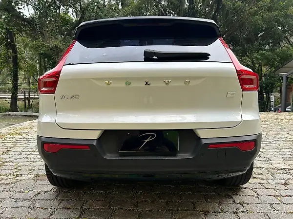 Volvo XC40 Recharge - Imagem 10