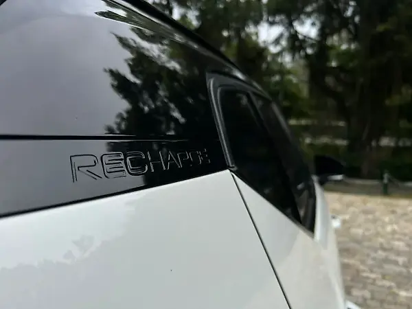 Volvo XC40 Recharge - Imagem 13