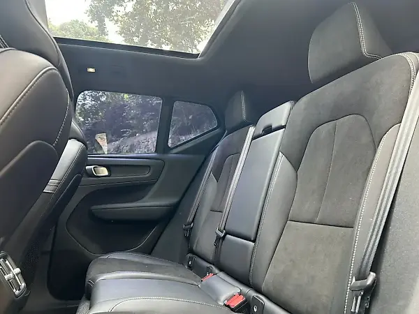 Volvo XC40 Recharge - Imagem 17