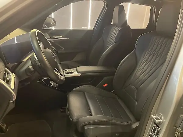 BMW IX1 - Imagem 3