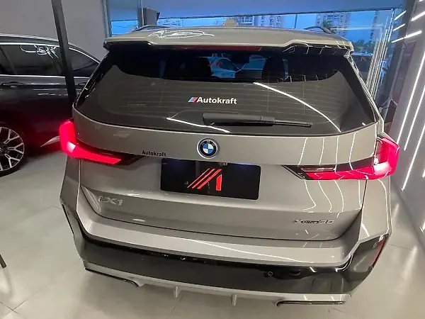 BMW IX1 - Imagem 4