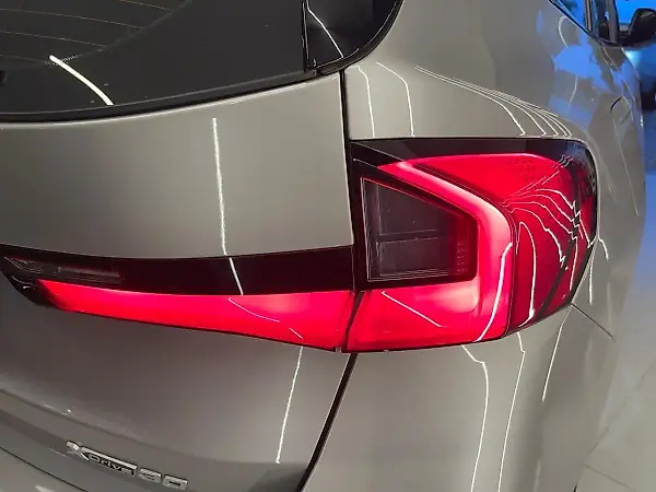 BMW IX1 - Imagem 20