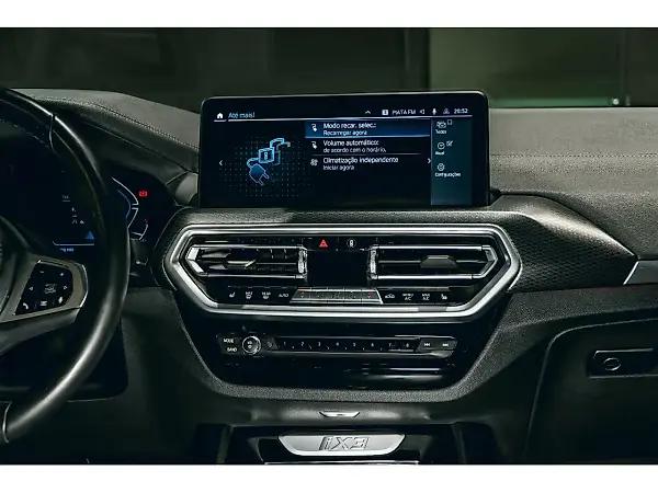 BMW IX3 - Imagem 11