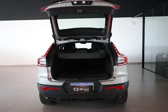 Volvo C40 Recharge - Imagem 16